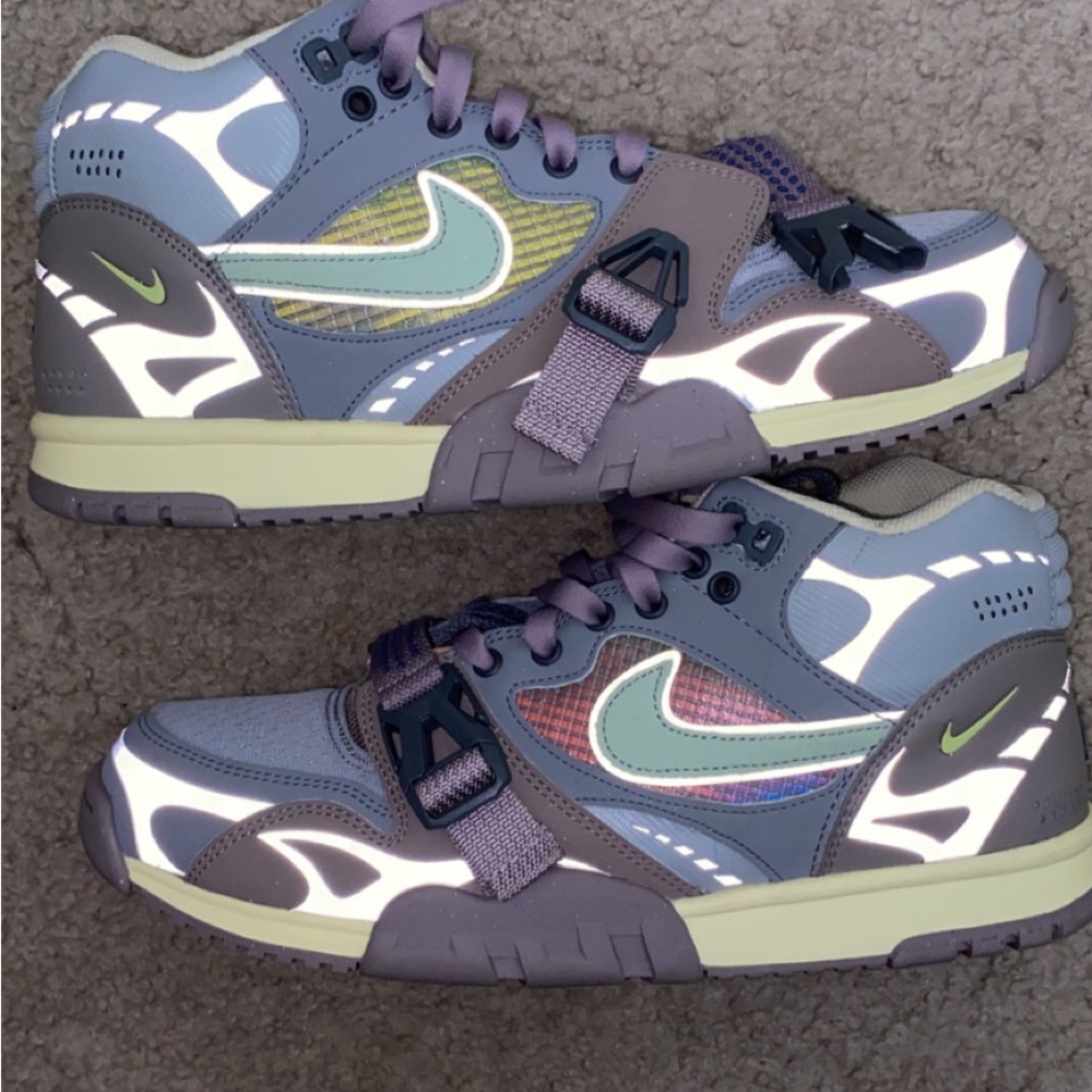 Nike air trainer 1